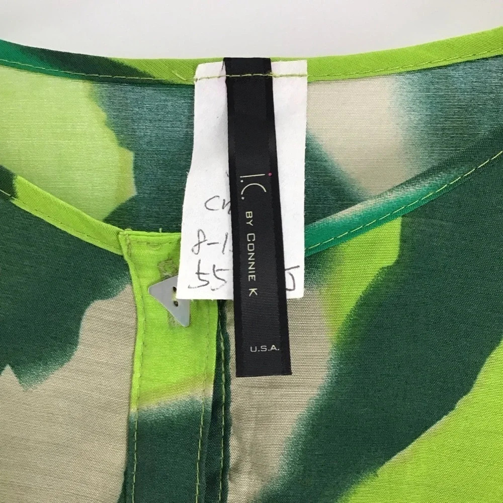 I C By Connie Tunic Blouse Green Mother of Pearl Buttons Flowy Size Small - Picture 6 of 8